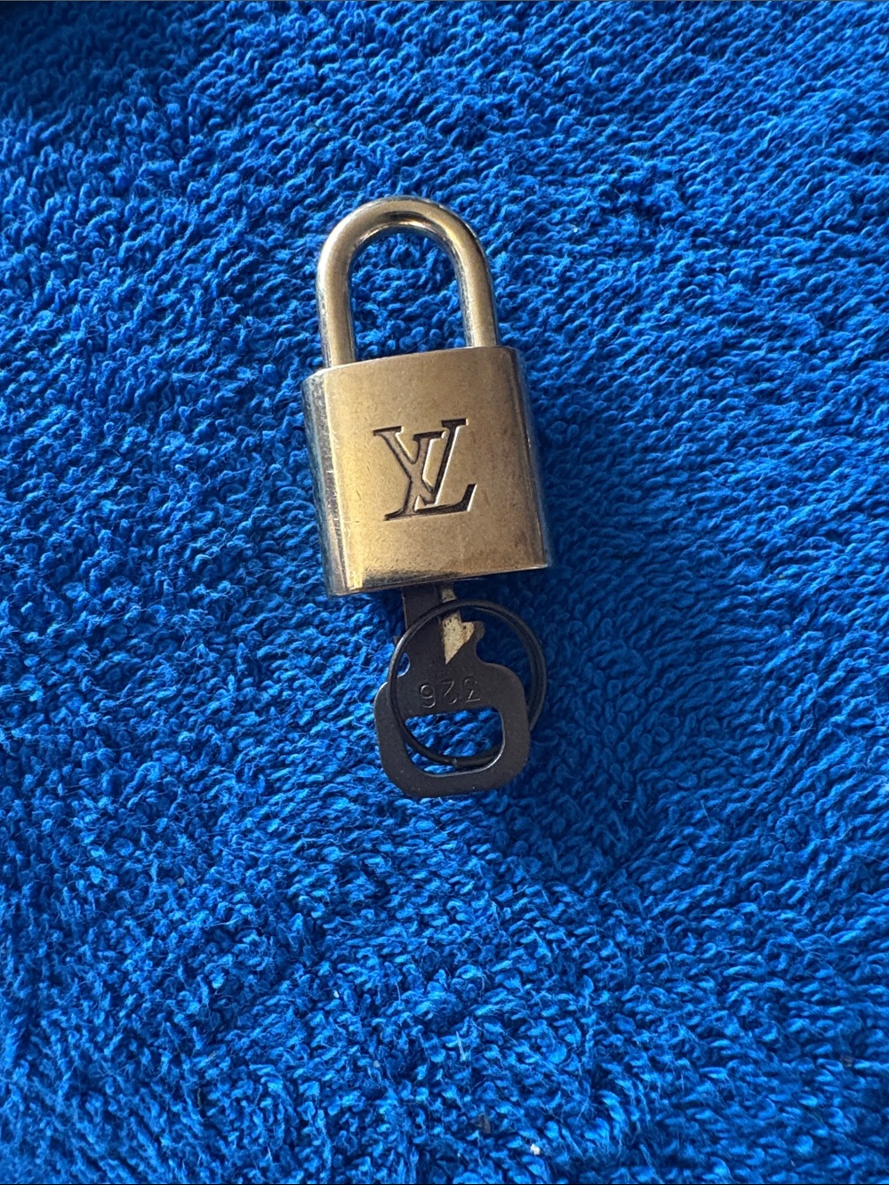 Louis Vuitton Gold-tone Mini Padlock Key Charm# 315